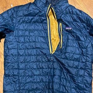 Patagonia Mens large nanopuff jacket